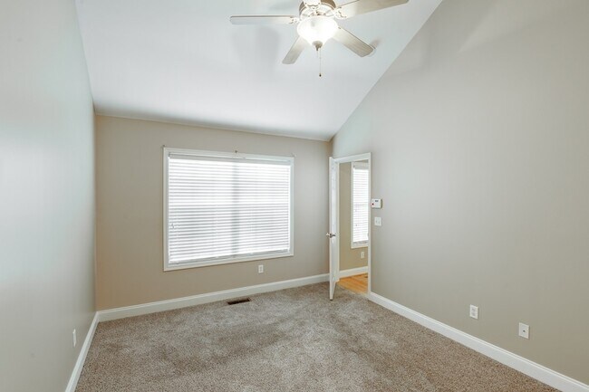 Building Photo - 115 Noel Cove Cir