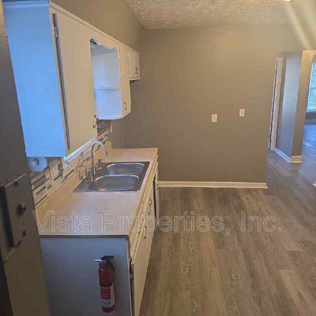 Building Photo - 1622 Haskin Ave