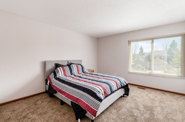 Building Photo - 8370 Payson Dr