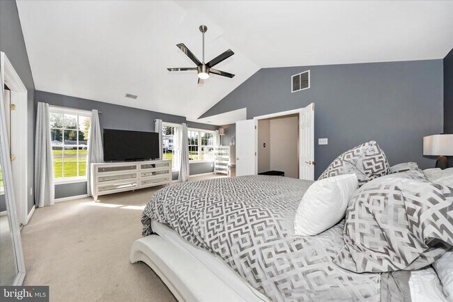 Building Photo - 1504 Larel Ct