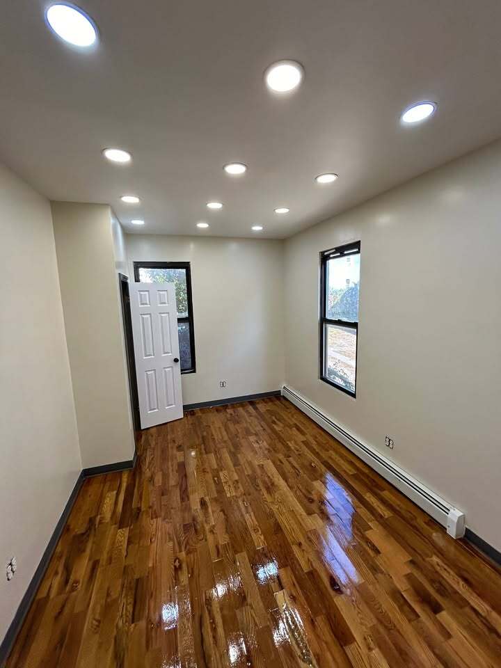 Building Photo - 436 Gregory St