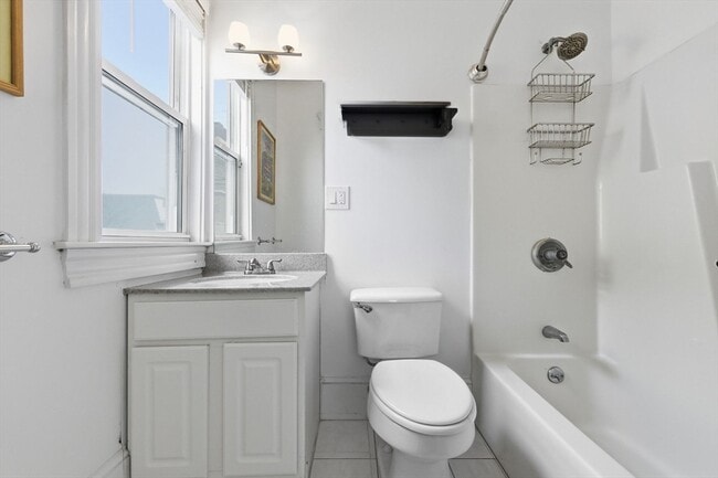 Building Photo - 88 G St