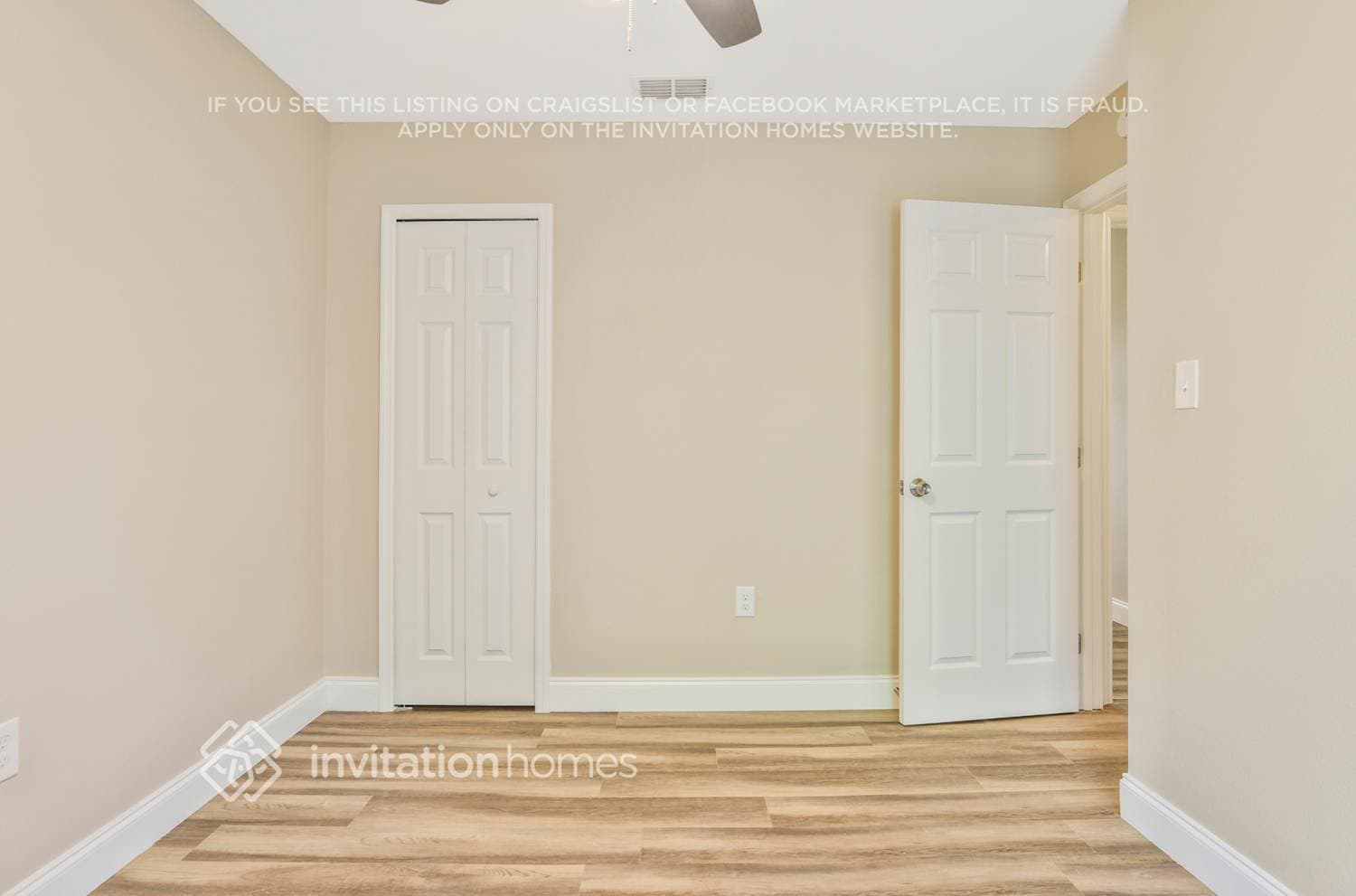 Building Photo - 316 E Rose Ln