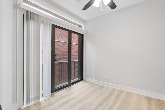 Building Photo - 1552.5 W Juneway Terrace