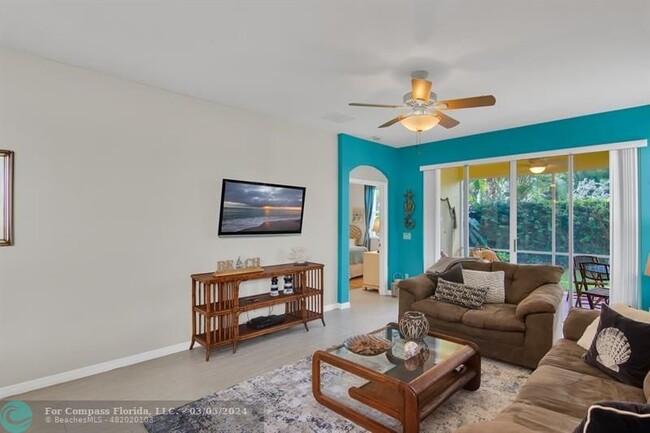 Building Photo - 503 Southstar Dr