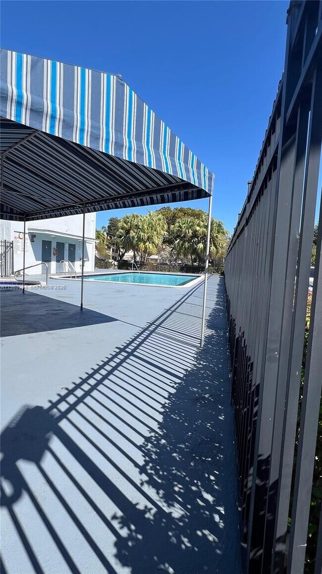 Building Photo - 8300 Sands Point Blvd