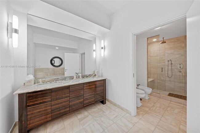 Building Photo - 50 South Pointe Dr