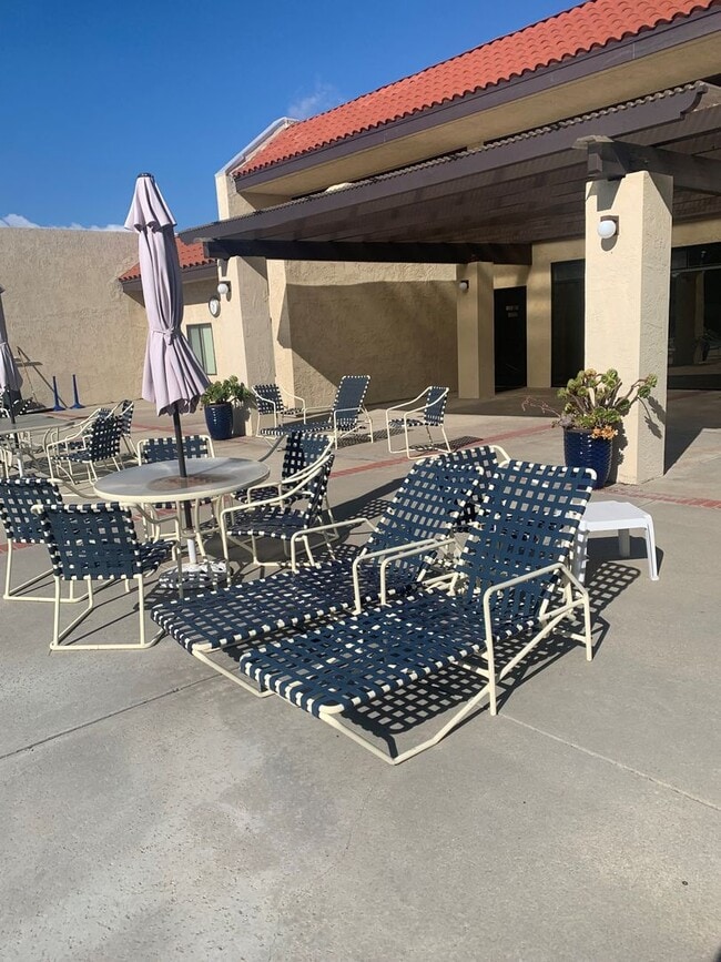Building Photo - Gated 55+ Community Large Home with Views!