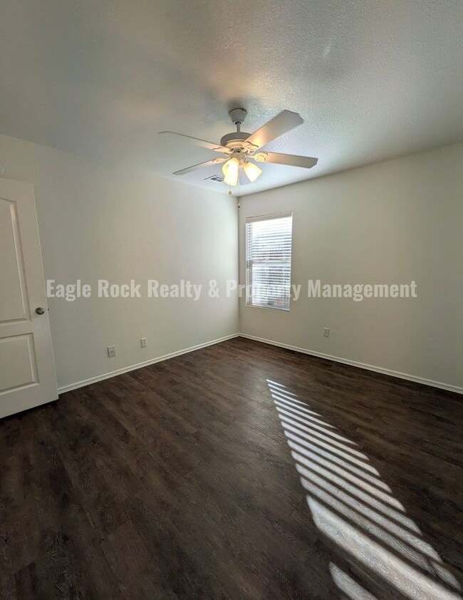 Building Photo - Bixby Home for Rent (3beds/2baths)
