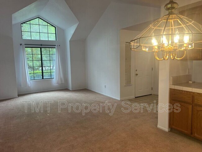 Building Photo - 7761 Roberts River Way