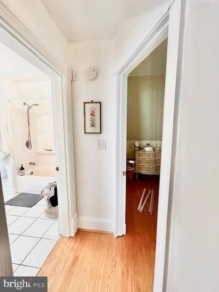 Building Photo - 5010 Apache St