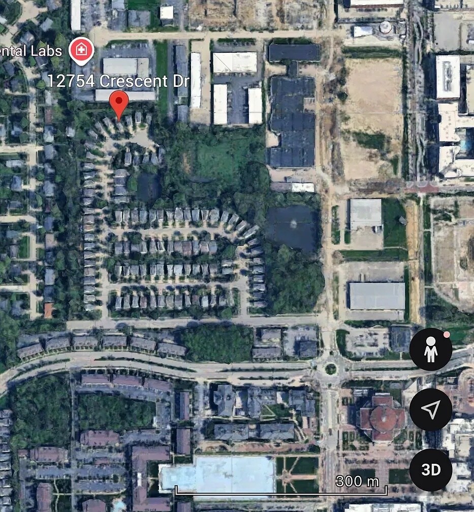Building Photo - 12754 Crescent Dr