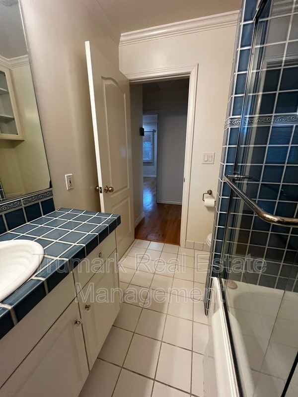 Building Photo - 4508 Rockland Pl