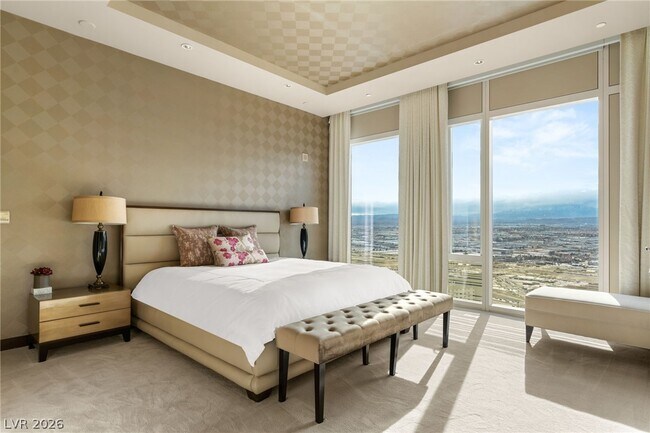 Building Photo - 3750 S Las Vegas Blvd