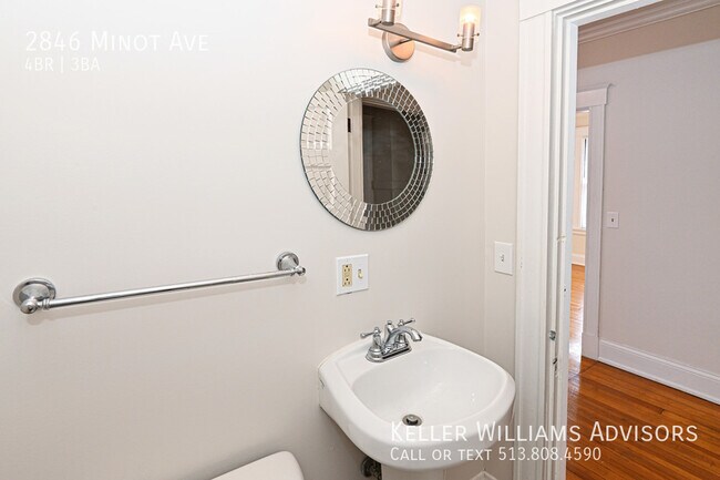 Building Photo - 2846 Minot Ave