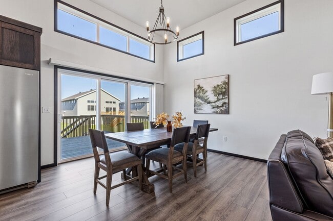 Building Photo - Newly Built in the Wilds neighborhood of West Fargo!