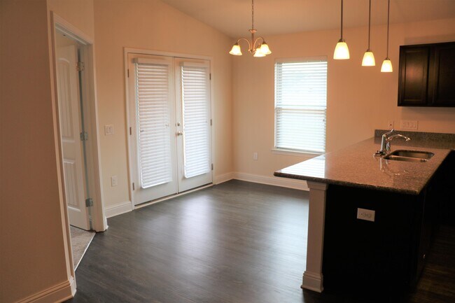 Building Photo - 6393 Redberry Dr