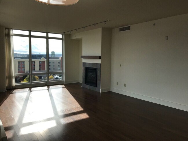 Building Photo - Perfect Sunset View Condo!!