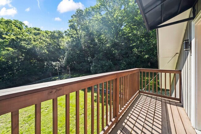 Building Photo - 5353 Green Valley Ct