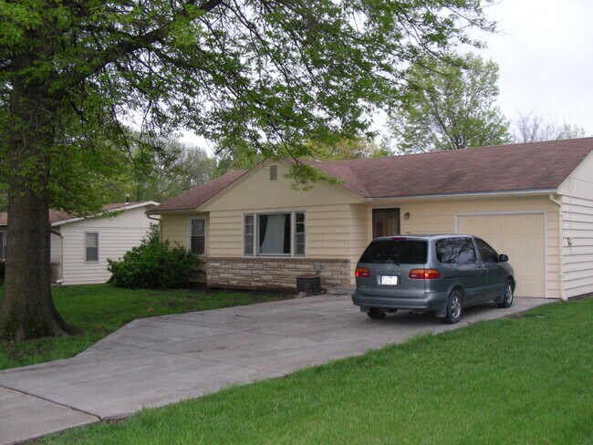 Primary Photo - 1311 W 19th St