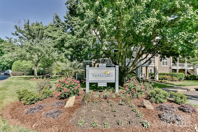 Building Photo - 18557 Vineyard Point Ln