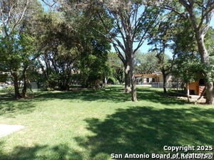 Building Photo - 801 Timber Dr