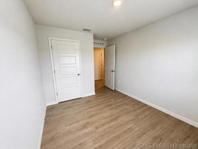 Building Photo - 8172 Cobblestone Dr