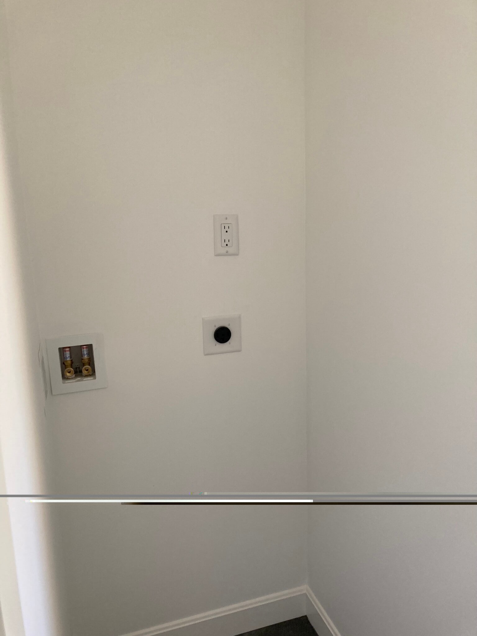 First floor W/D hookup - 2 Sea Pines Ln