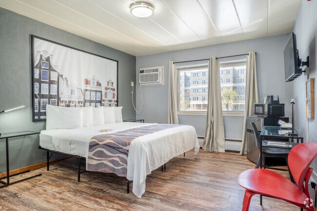 Interior Photo - Valued Stay Aloha