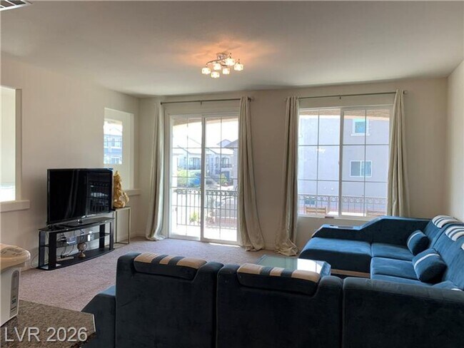 Building Photo - Nearly New! Stunning 5-Bedroom Home with Modern Features