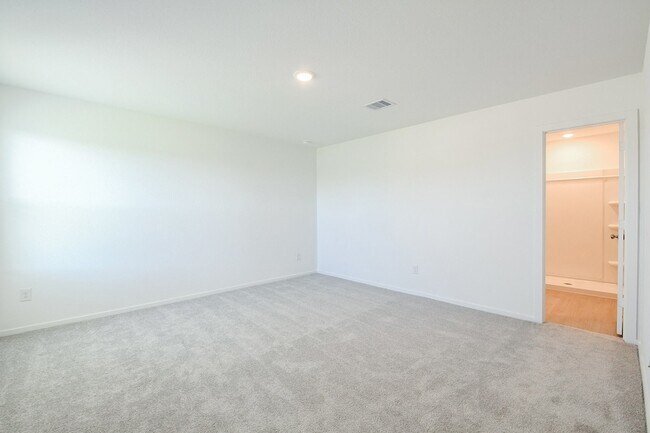 Building Photo - 6847 Flowering Ginger Ln