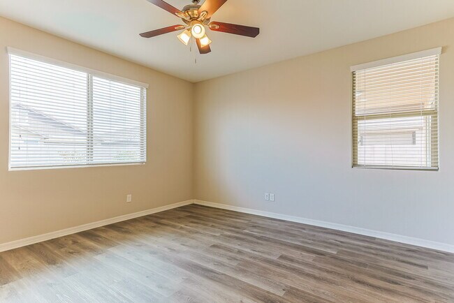 Building Photo - 20364 E Carriage Wy