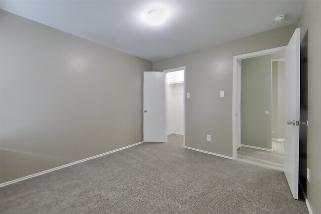 Building Photo - 24534 Osprey Point Dr