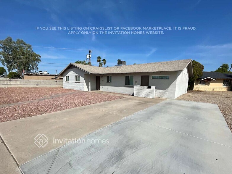 Building Photo - 1810 E Palmcroft Dr