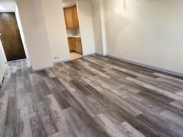 Building Photo - 5100 N Marine Dr