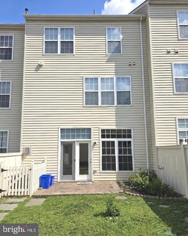 Building Photo - 12928 Clarks Crossing Dr