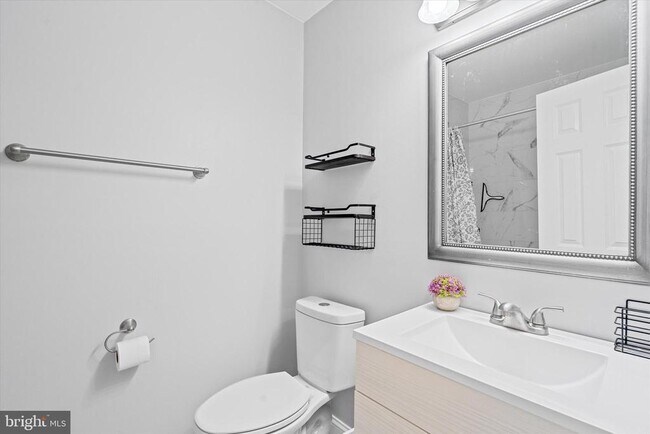 Building Photo - 15500 Horseshoe Ln