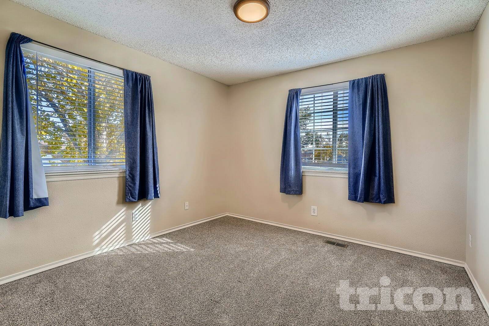 Building Photo - 12155 Monaco Dr