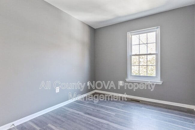 Building Photo - 6044 Sirenia Pl