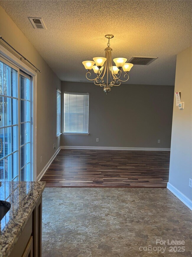 Building Photo - 14104 Bernardy Ln