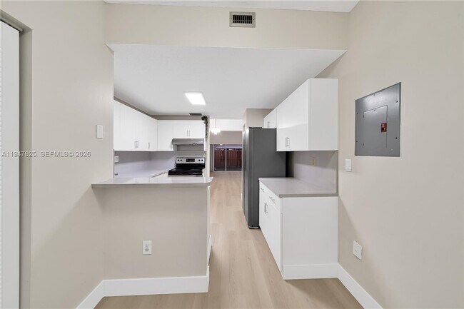 Building Photo - 14325 SW 57th Ln