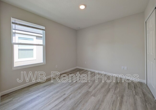 Building Photo - 7630 Cocoa Ave