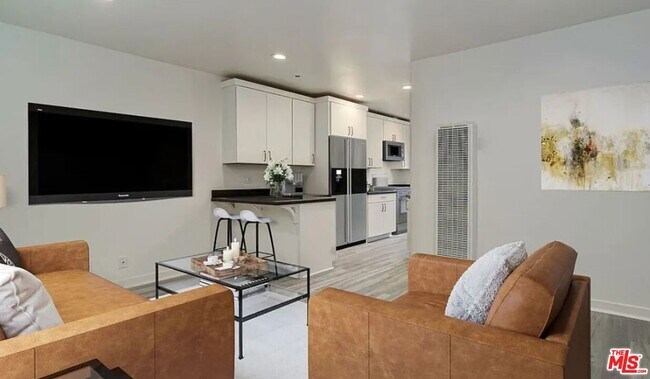 Building Photo - 656 Indiana Ave