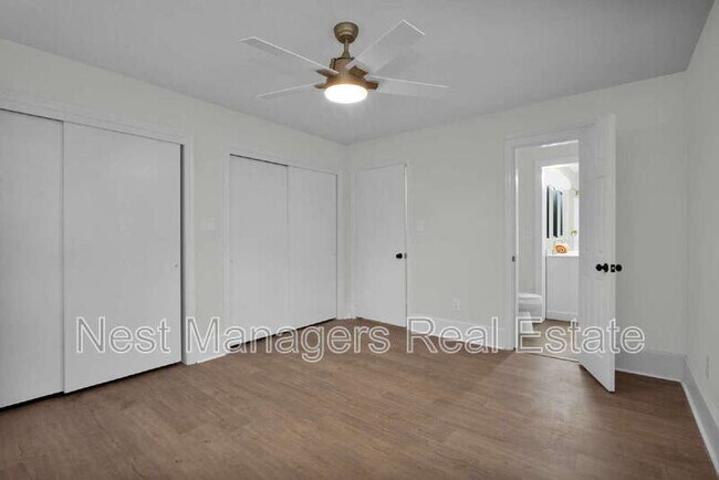 Building Photo - 301 Fairfield Rd