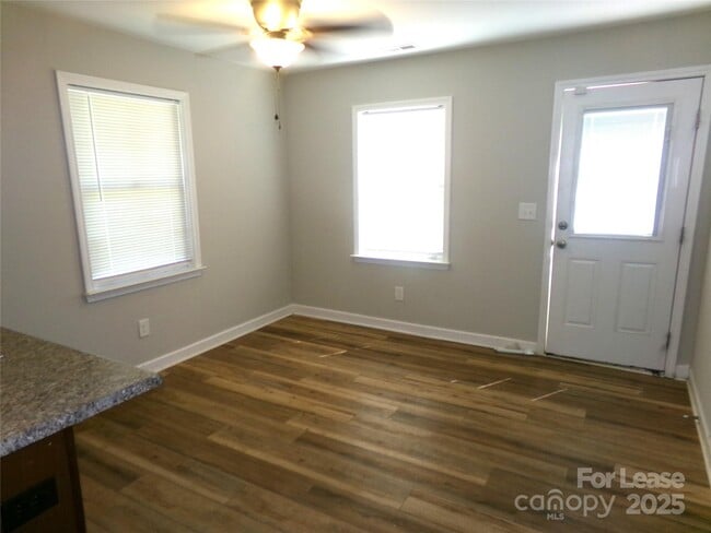 Building Photo - 40119 NC-740