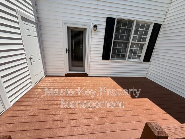 Building Photo - 5420 Goldenglow Way
