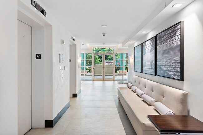 Building Photo - 3055 Harbor Dr