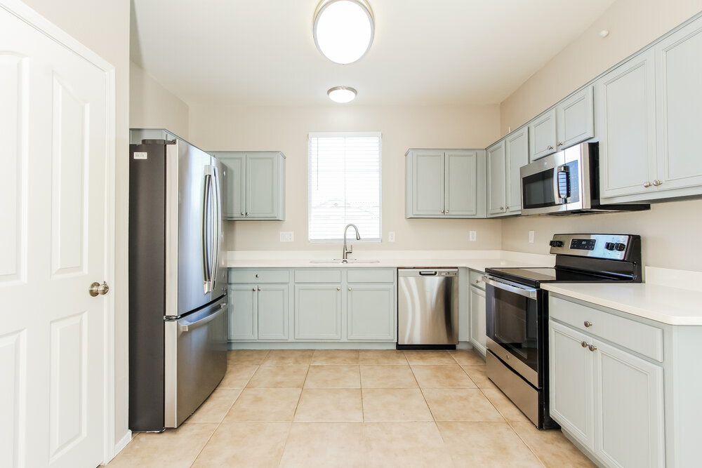 Building Photo - 6628 W Monroe St