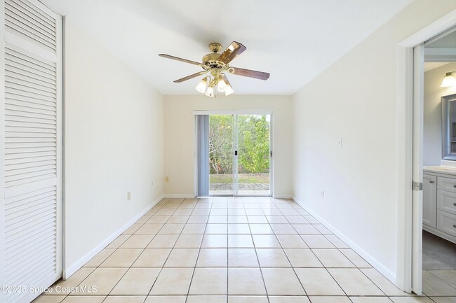 Building Photo - 1202 Yacht Club Blvd