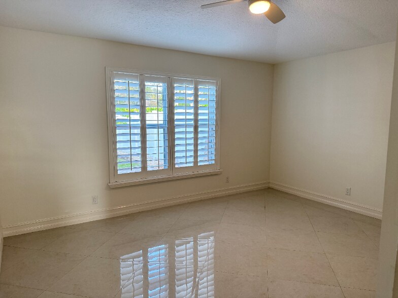 Building Photo - 209 Preserve Ct